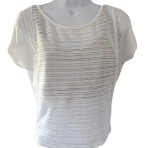 GUESS Los Angelos/ White sheer knit tee-shirt/ Short sleeve/ Size US  XS